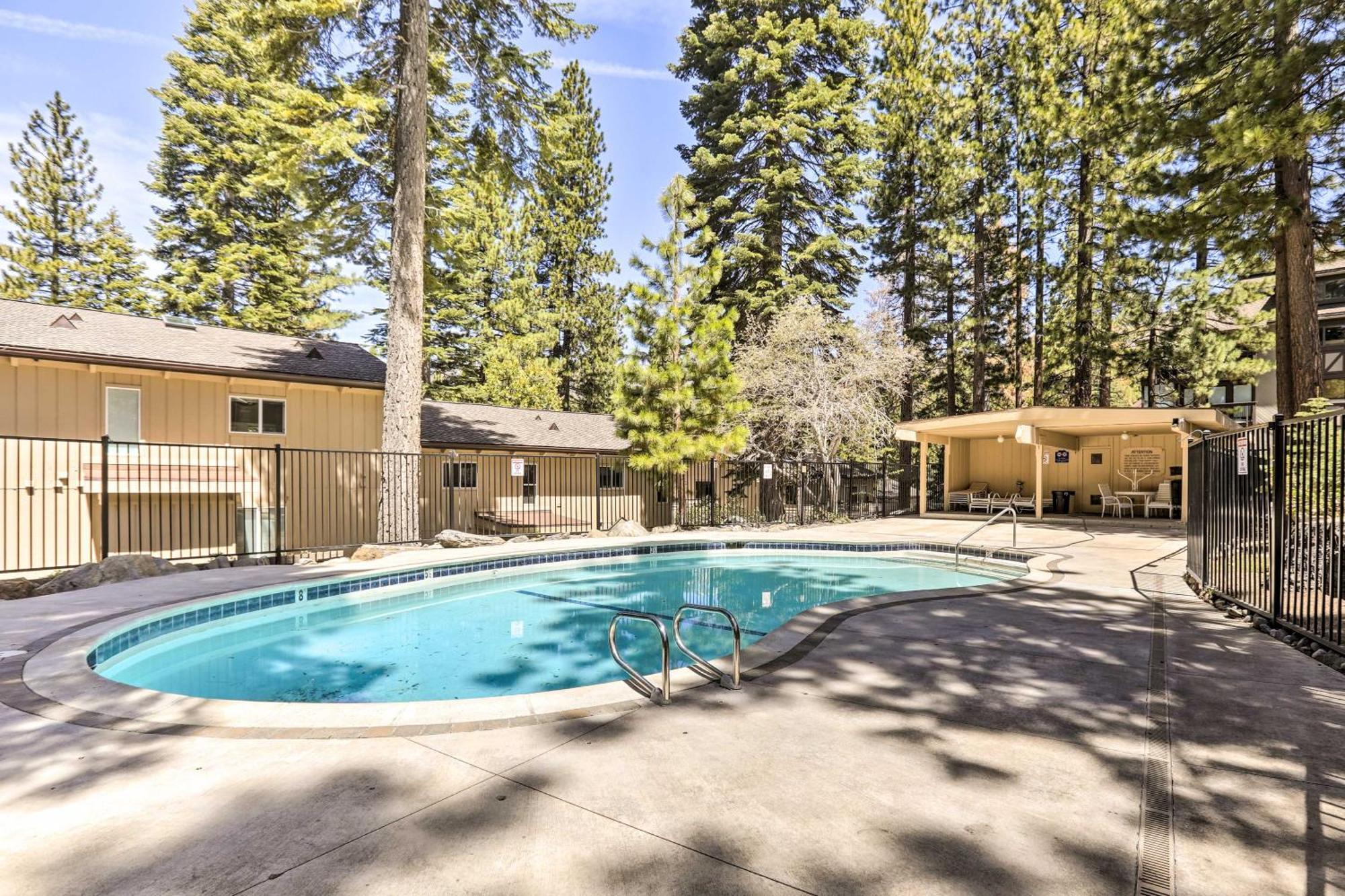 Incline Village Condo With Deck 1 Mi To Lake Tahoe Exterior foto